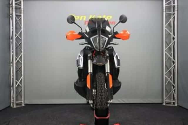 KTM 790 Adventure (2019) thumbnail 5
