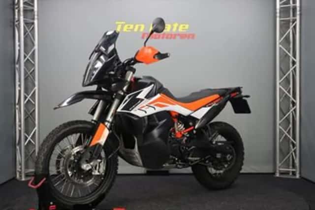 KTM 790 Adventure (2019) thumbnail 6