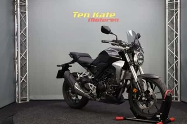 Honda CB300R (2019) thumbnail 2
