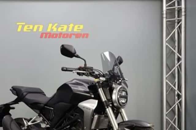 Honda CB300R (2019) thumbnail 3