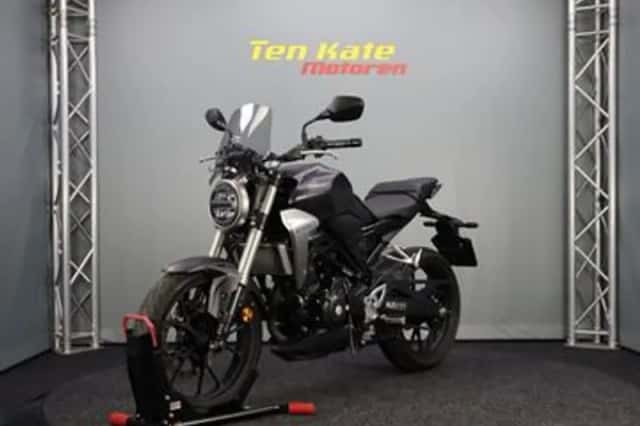 Honda CB300R (2019) thumbnail 6