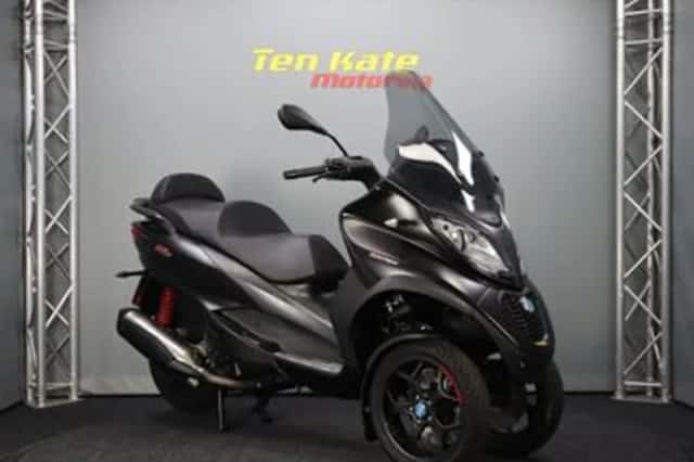 Piaggio MP3 500 (2020) thumbnail 2