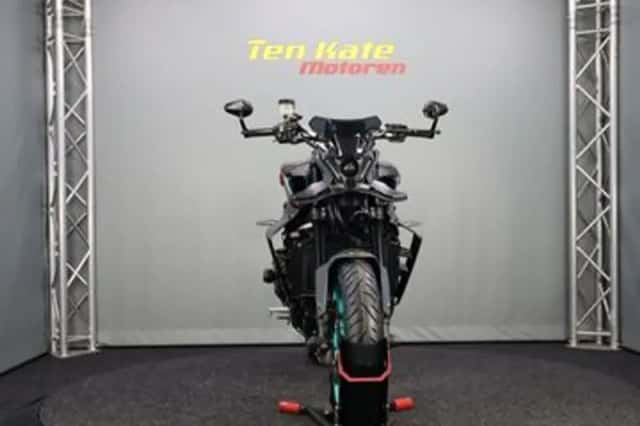 Yamaha MT-09 (2023) thumbnail 5