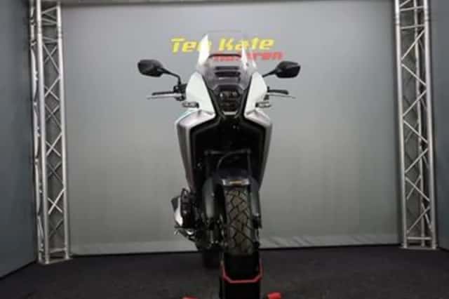 Honda NX 500 (2026) thumbnail 3