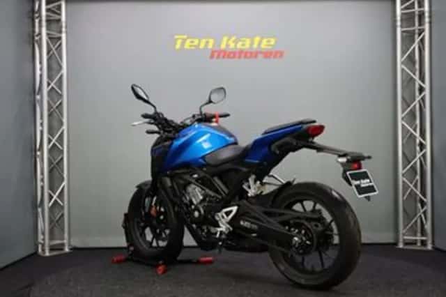Honda CB125R (2026) thumbnail 6