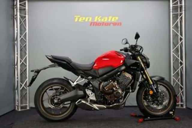 Honda CB650R (2026) thumbnail 1