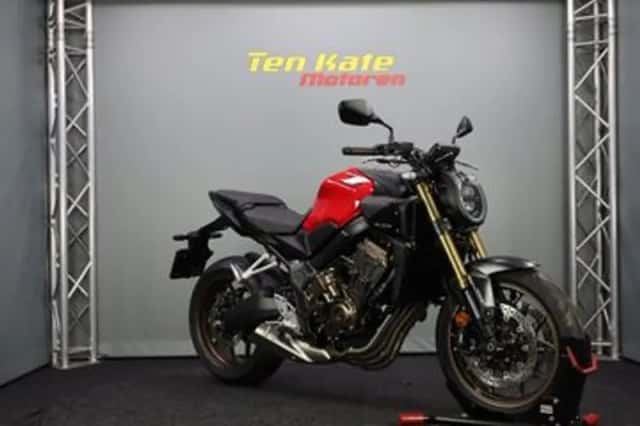Honda CB650R (2026) thumbnail 2