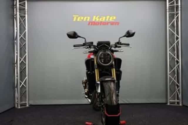 Honda CB650R (2026) thumbnail 3