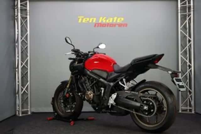 Honda CB650R (2026) thumbnail 6