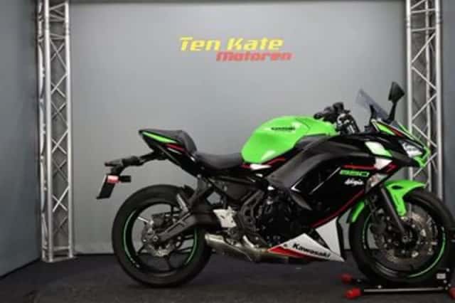 Kawasaki Ninja 650 (2022) thumbnail 1