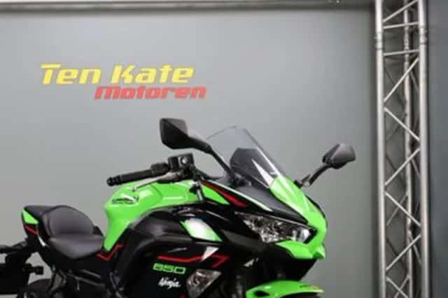 Kawasaki Ninja 650 (2022) thumbnail 2