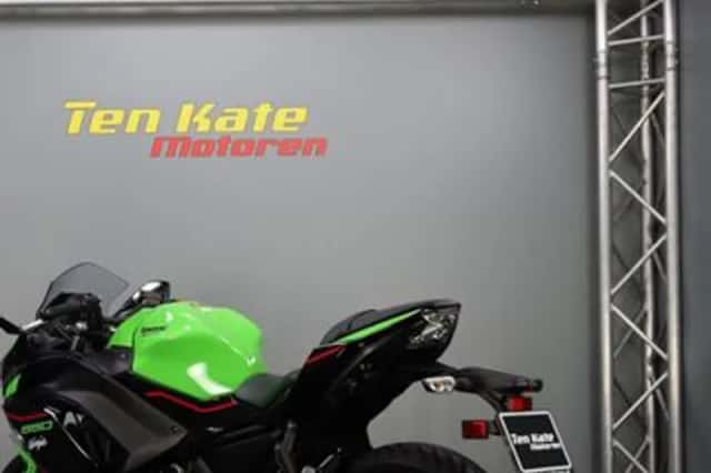 Kawasaki Ninja 650 (2022) thumbnail 6