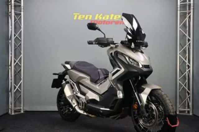 Honda X-adv 750 (2019) thumbnail 2