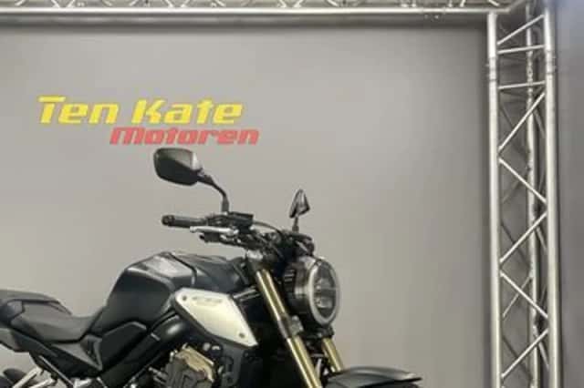 Honda CB650R (2020) thumbnail 3