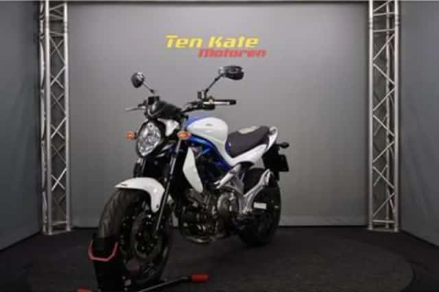 Suzuki SFV 650 Gladius (2009) thumbnail 4