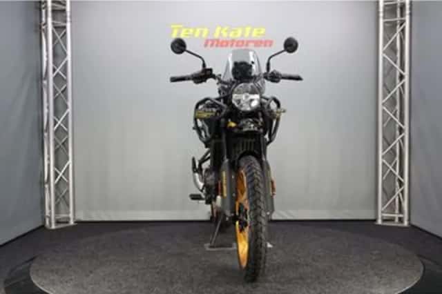 Royal Enfield Himalayan 452 (2026) thumbnail 3