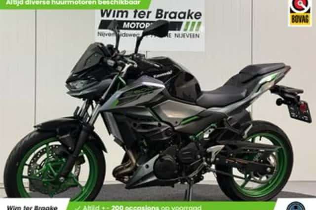 Kawasaki Z 500 SE (2026) thumbnail 1