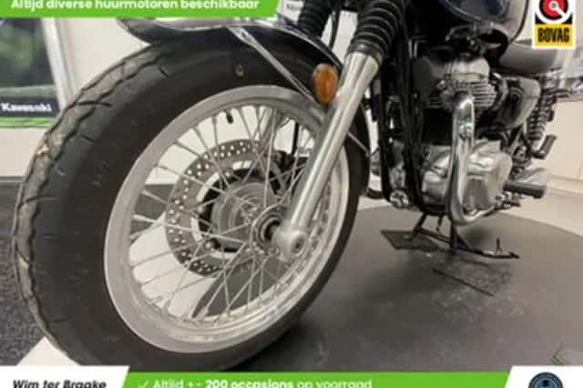 Kawasaki W800 (2023) thumbnail 4