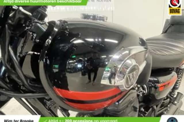 Kawasaki W800 (2014) thumbnail 5