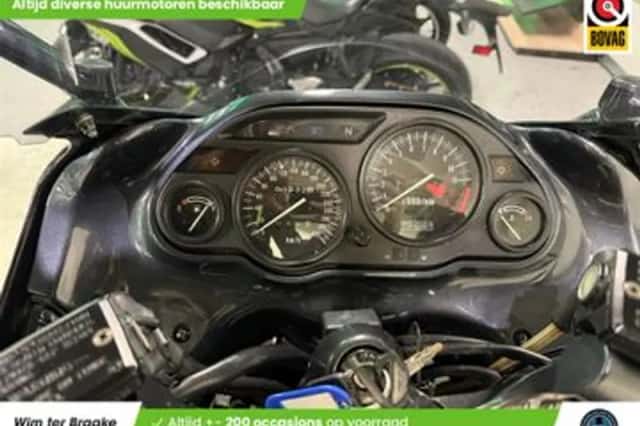 Kawasaki ZZR 1100 (1994) thumbnail 3