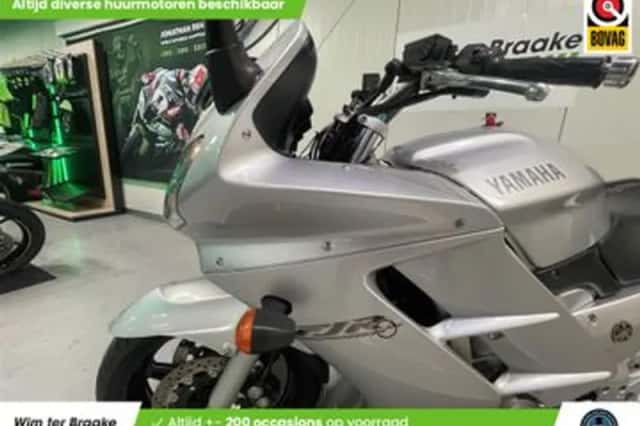 Yamaha FJR1300 (2001) thumbnail 6