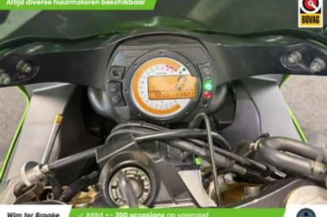Kawasaki ZX 6RR (2003) thumbnail 2