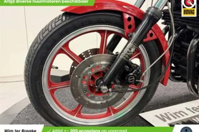 Kawasaki GPZ 1100 (1982) thumbnail 4