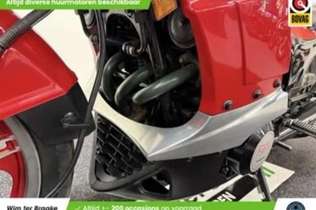 Kawasaki GPZ 750 (1985) thumbnail 4