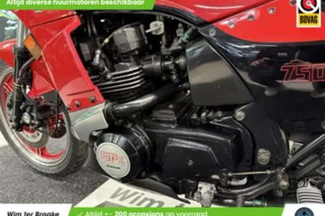 Kawasaki GPZ 750 (1985) thumbnail 5