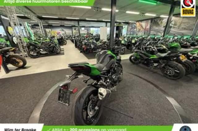 Kawasaki Z900 (2026) thumbnail 3