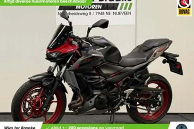Kawasaki Z 500 SE (2024) thumbnail 1