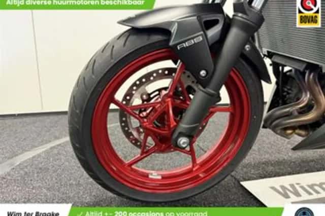 Kawasaki Z 500 SE (2024) thumbnail 5