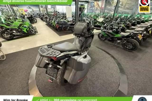 Kawasaki Versys 1000 S (2021) thumbnail 3