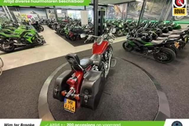 Kawasaki VN 1500 Vulcan Classic (1998) thumbnail 3