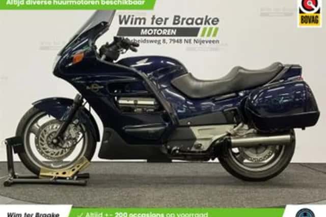 Honda ST 1100 PAN European (1995) thumbnail 4