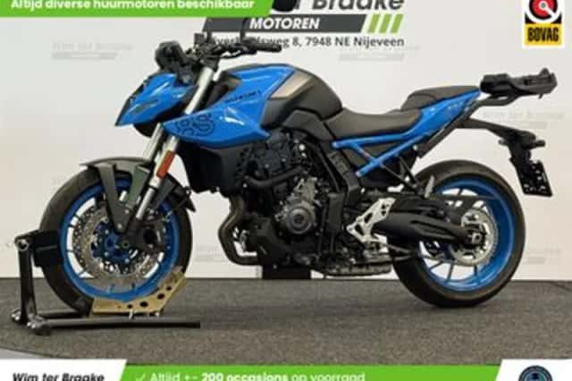 Suzuki GSX-8S (2024) thumbnail 1