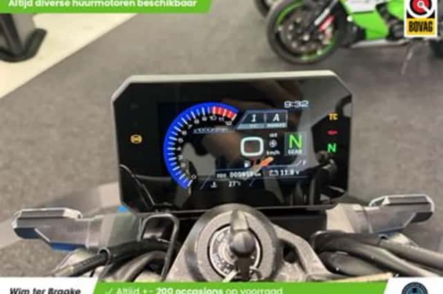 Suzuki GSX-8S (2024) thumbnail 2