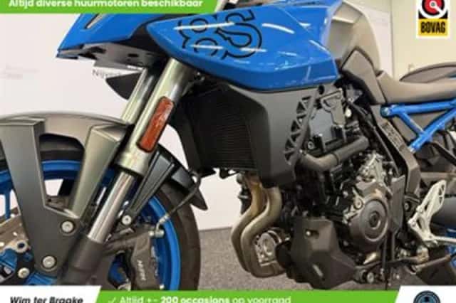 Suzuki GSX-8S (2024) thumbnail 6