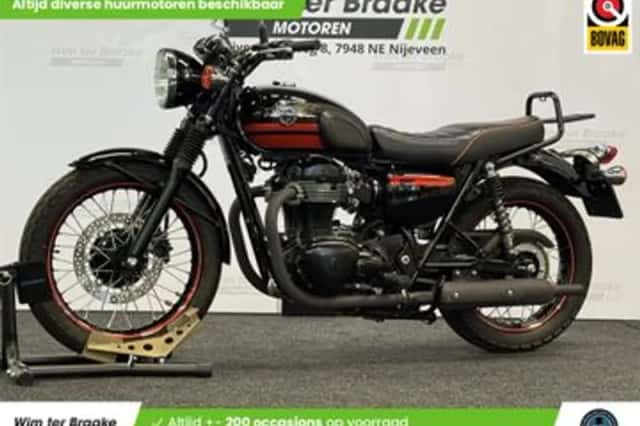 Kawasaki W800 (2014) thumbnail 1