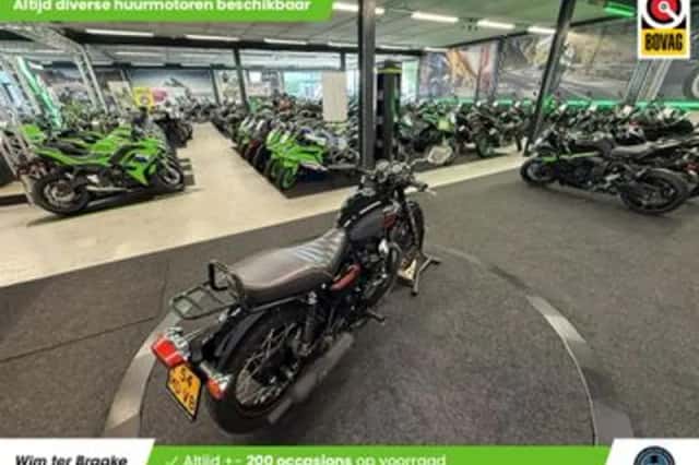 Kawasaki W800 (2014) thumbnail 3