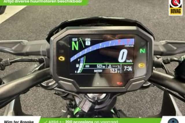 Kawasaki Z650 (2023) thumbnail 2