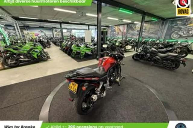 Yamaha FZS 1000 Fazer (2006) thumbnail 3