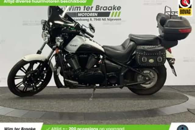 Kawasaki VN 900 Custom (2016) thumbnail 4