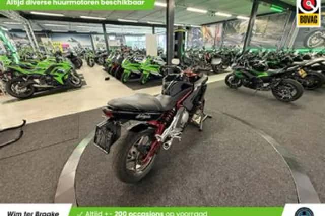Kawasaki Er-6f (2006) thumbnail 3