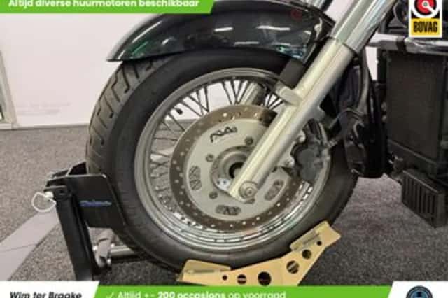 Kawasaki VN 900 Classic (2010) thumbnail 5