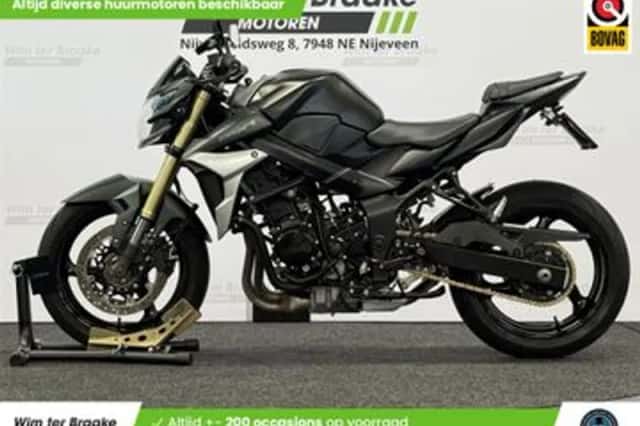 Suzuki GSR750 (2015) thumbnail 4