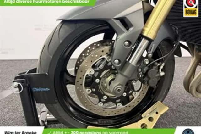 Suzuki GSR750 (2015) thumbnail 5