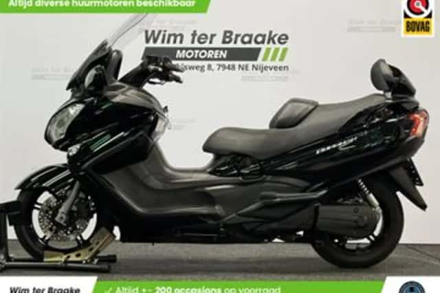 Suzuki Burgman 650 Executive (2013) thumbnail 4