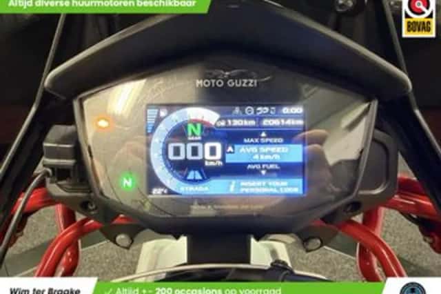 Moto Guzzi V85 TT (2021) thumbnail 2