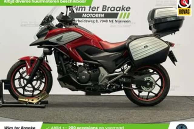 Honda NC750X (2014) thumbnail 4